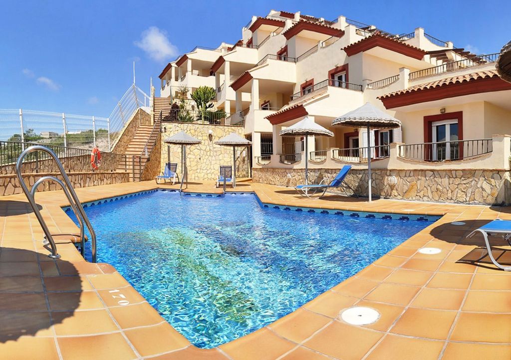 Apartment for Sale in Palomares with sea views